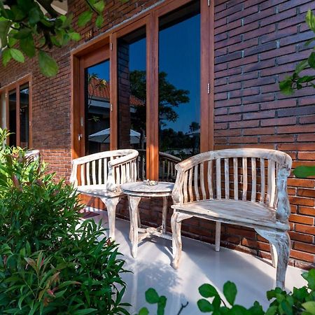 Dicky Guest House 2 Batu Bolong チャングー エクステリア 写真