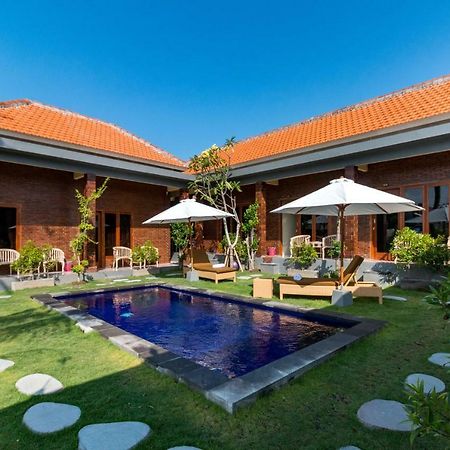 Dicky Guest House 2 Batu Bolong チャングー エクステリア 写真