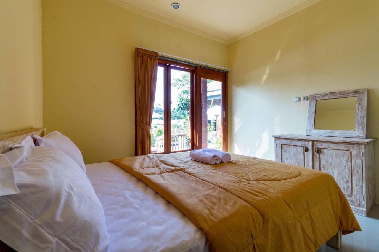Dicky Guest House 2 Batu Bolong チャングー エクステリア 写真