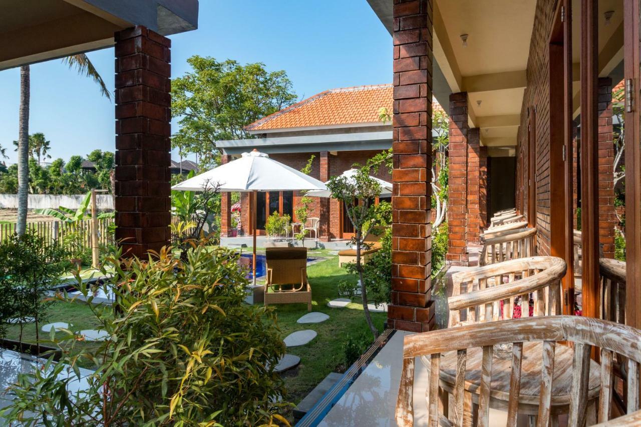 Dicky Guest House 2 Batu Bolong チャングー エクステリア 写真
